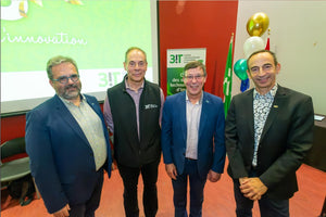 LES CINQ BÂTISSEURS